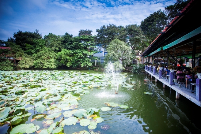 Dong Ho Restaurant