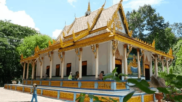 Độc đáo chùa Dơi ở Sóc Trăng
